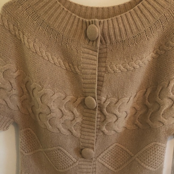 ✨excellent shape✨ Beautiful Tan Lambswool Buttonup Sweater - MED - Picture 2 of 9